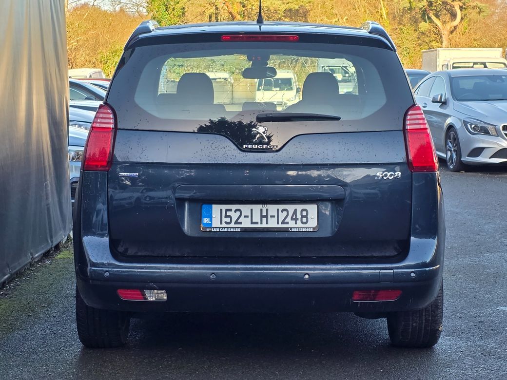 2015 Peugeot 5008