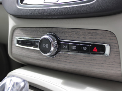 2021 Volvo XC90