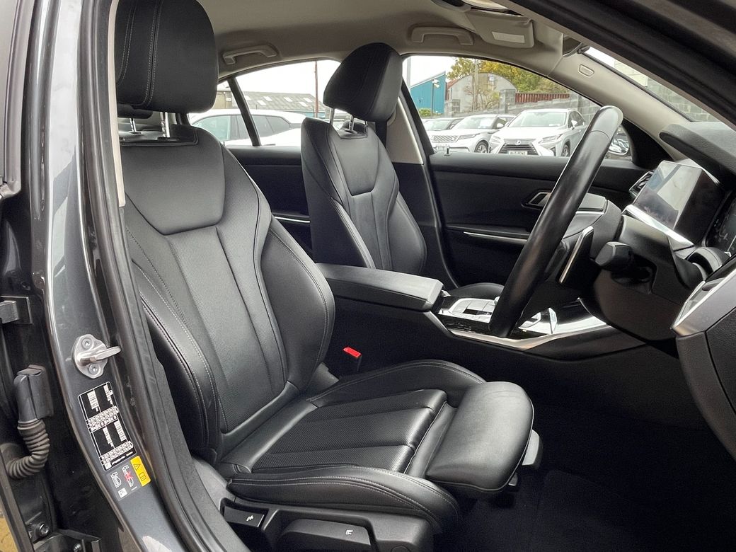 2021 BMW 3 Series