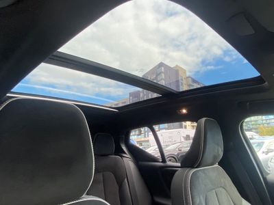 2023 Volvo XC40