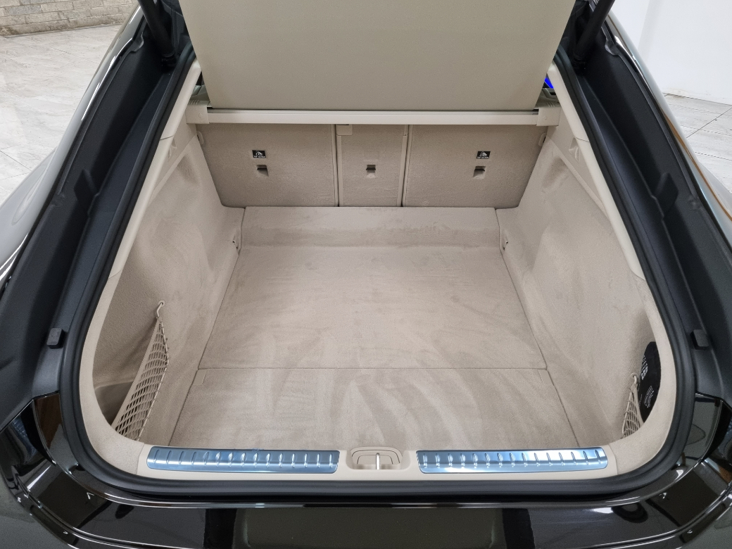 2022 Mercedes-Benz EQS