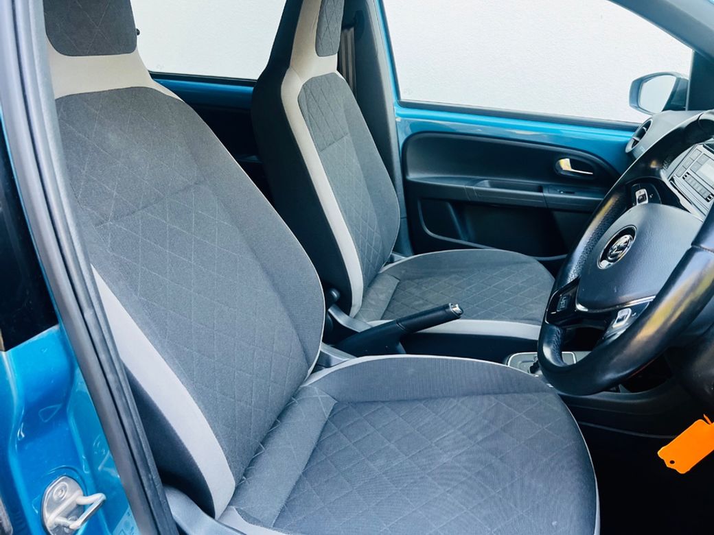 2017 Volkswagen up!