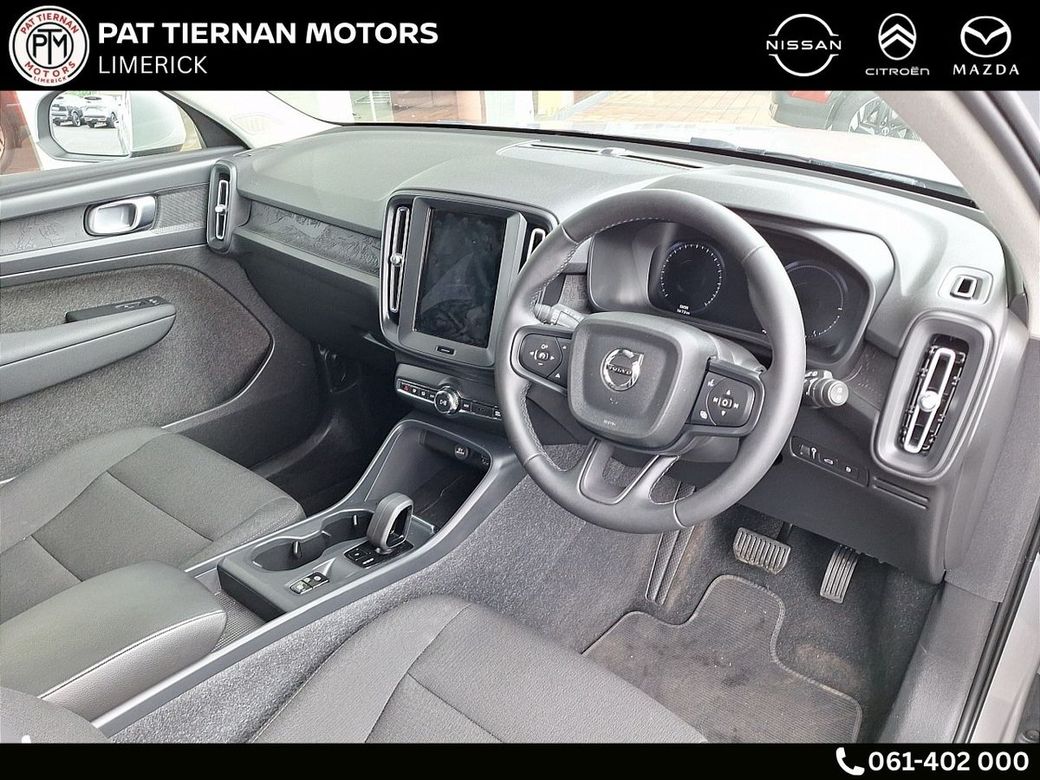 2023 Volvo XC40