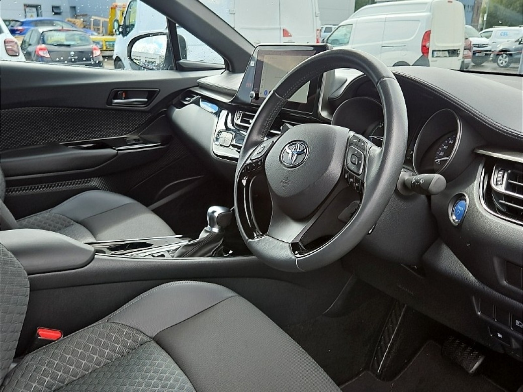 2023 Toyota C-HR