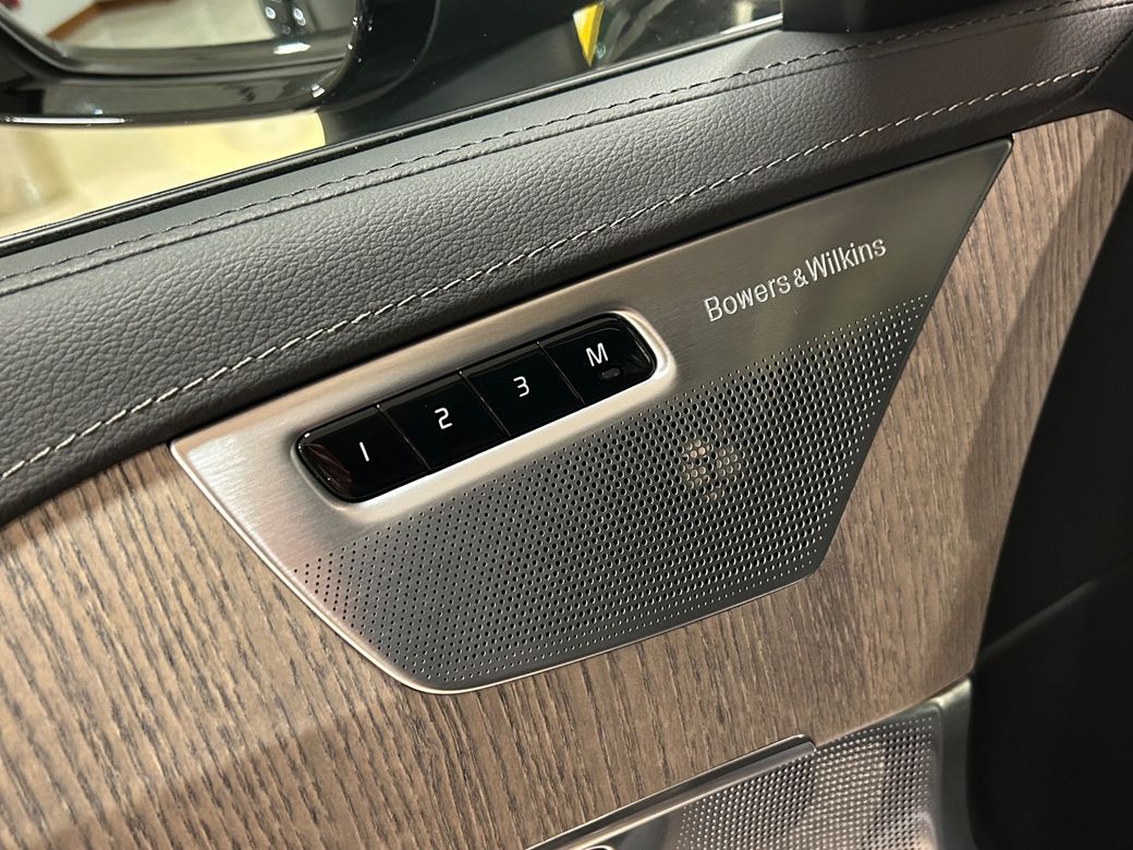 2022 Volvo XC90
