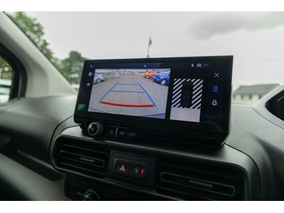 2025 Peugeot Partner