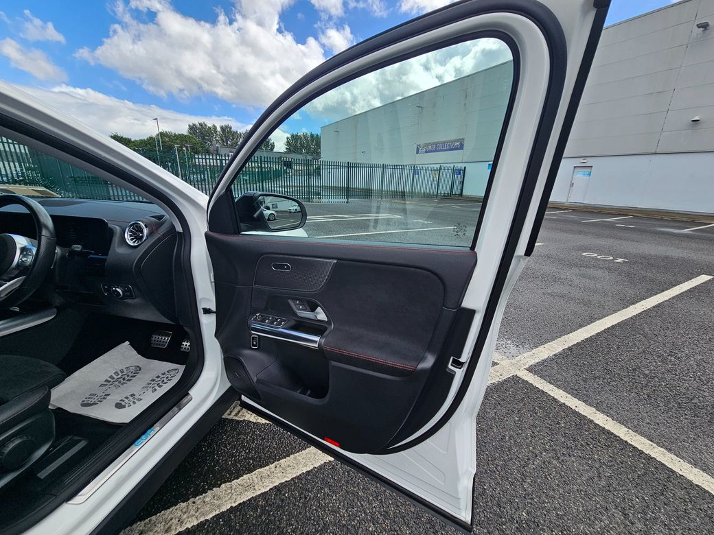 2021 Mercedes-Benz EQA