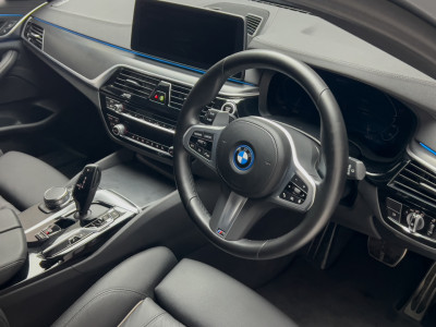 2022 BMW 5 Series