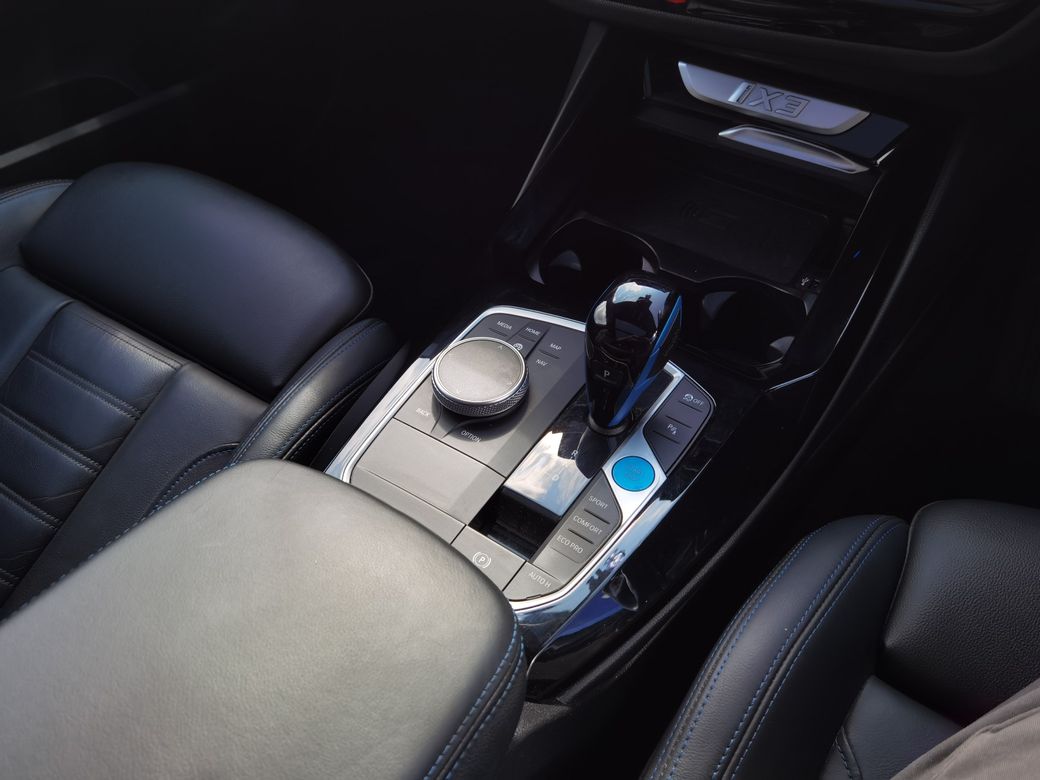 2022 BMW iX3