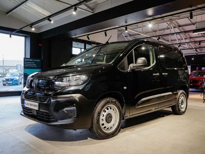 2025 Peugeot Partner