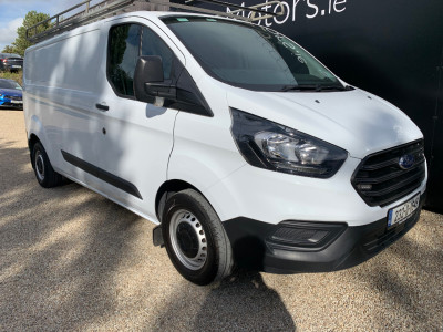 2023 Ford Transit Custom