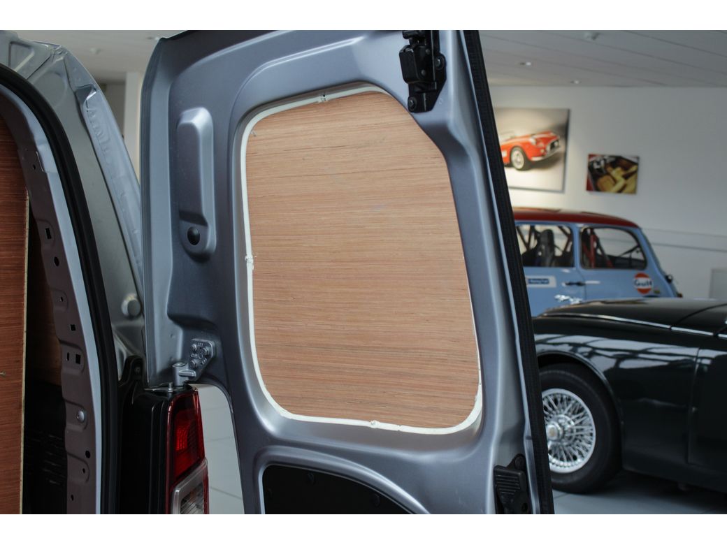 2023 Peugeot Partner