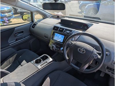 2014 Toyota Prius Alpha