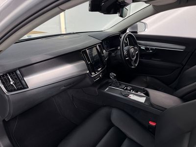 2019 Volvo V90