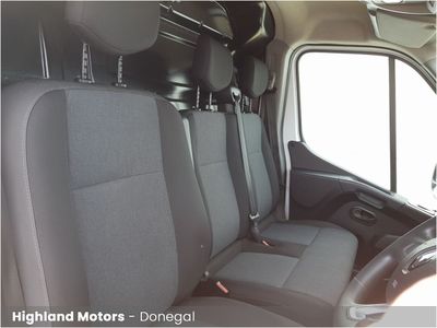 2023 Renault Master