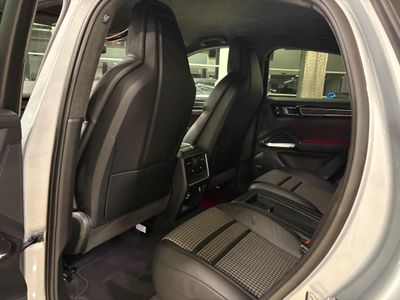 2022 Porsche Cayenne