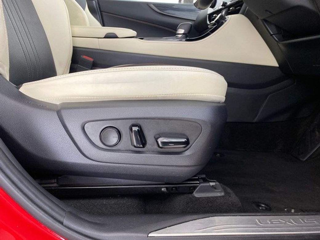 2023 Lexus NX 450H+