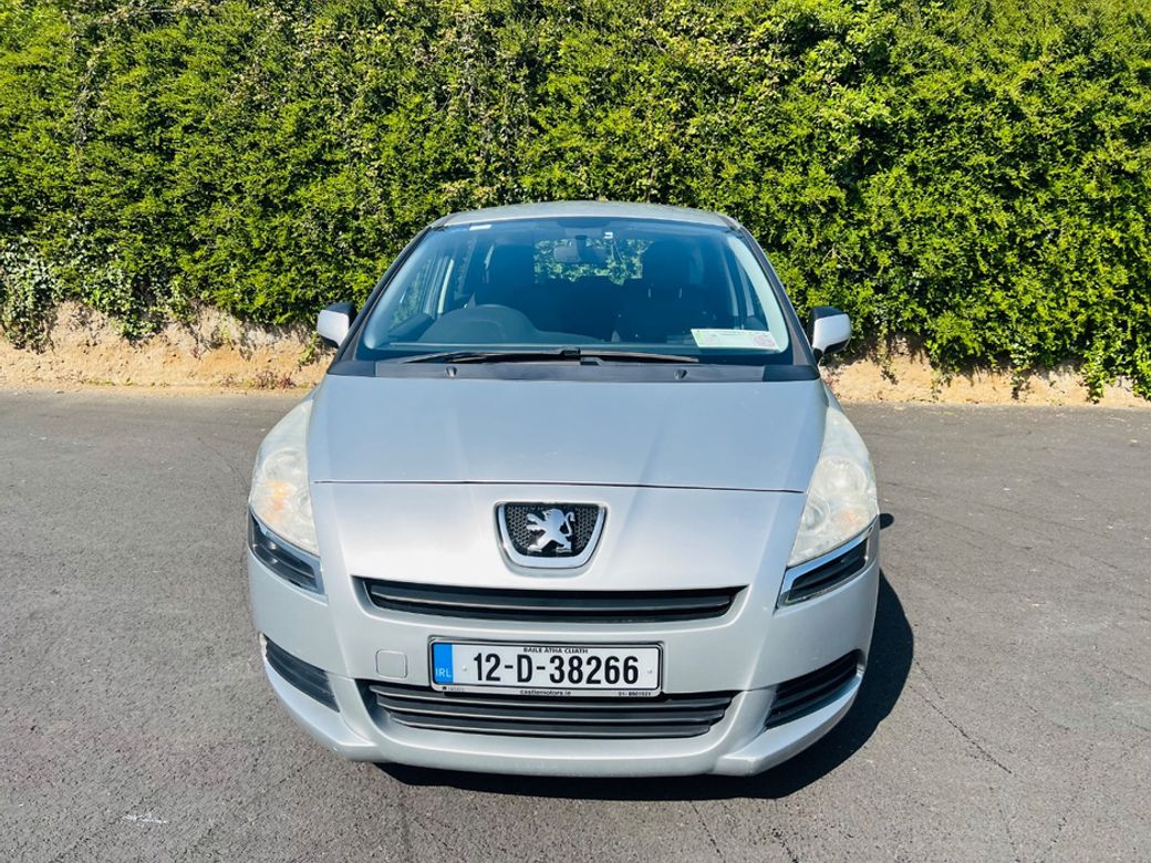 2012 Peugeot 5008