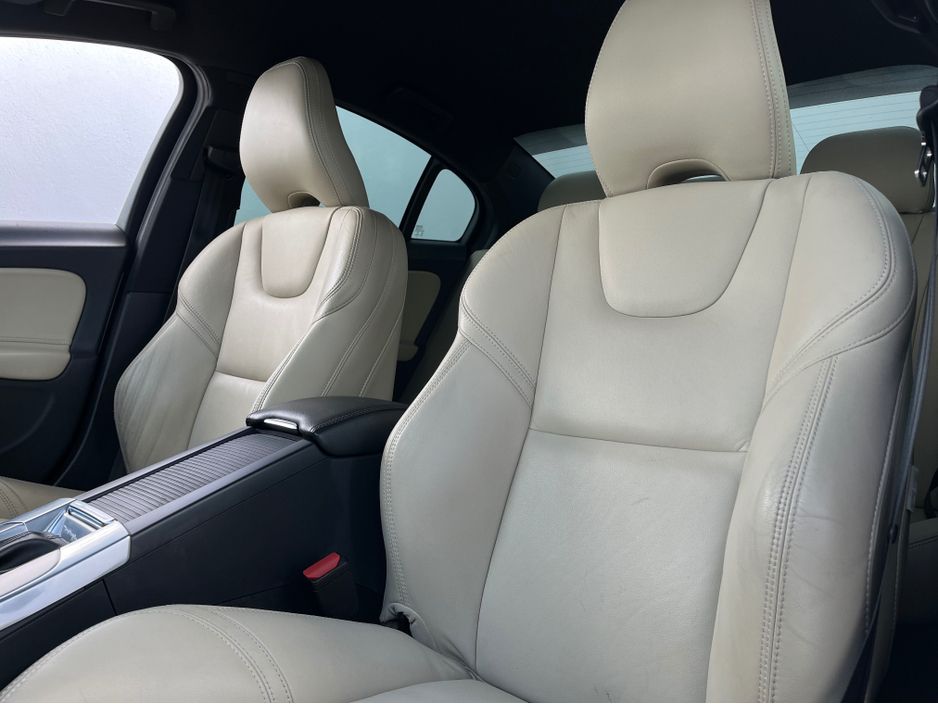 2016 Volvo S60