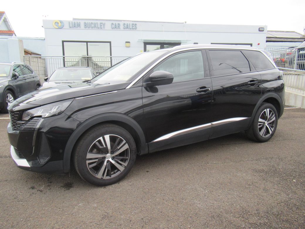 2022 Peugeot 5008
