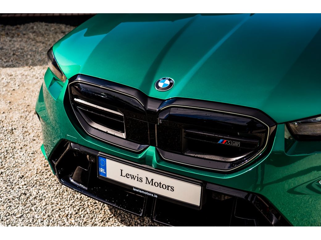2025 BMW M5