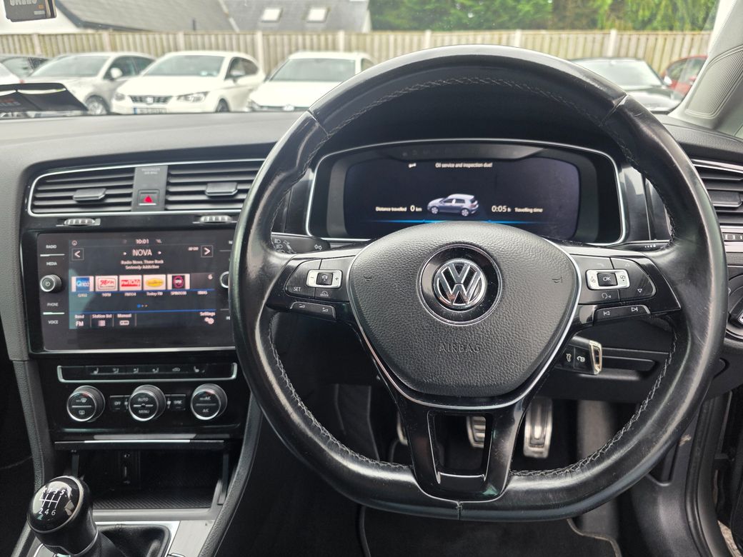 2017 Volkswagen Golf
