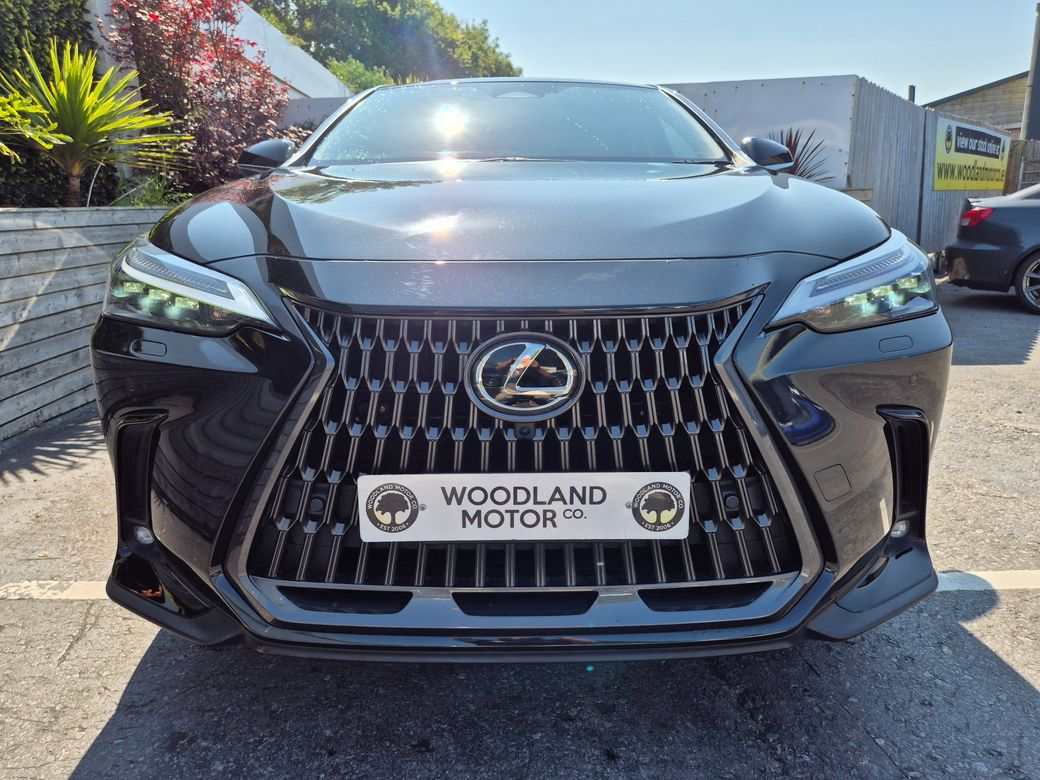 2023 Lexus NX 450H+