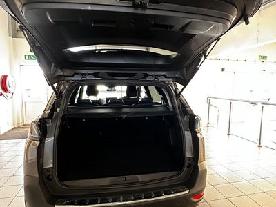 2024 Peugeot 5008
