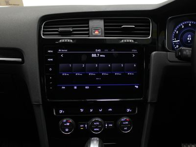 2017 Volkswagen Golf