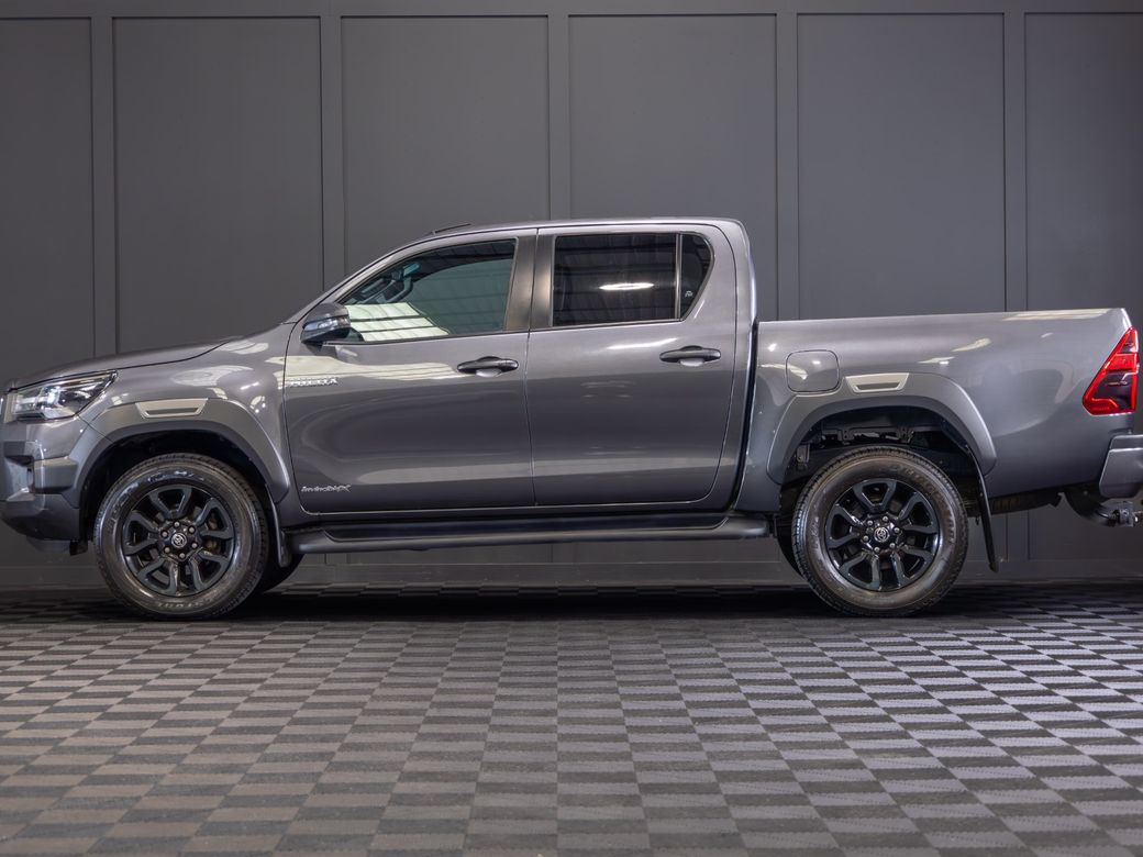 2023 Toyota Hilux