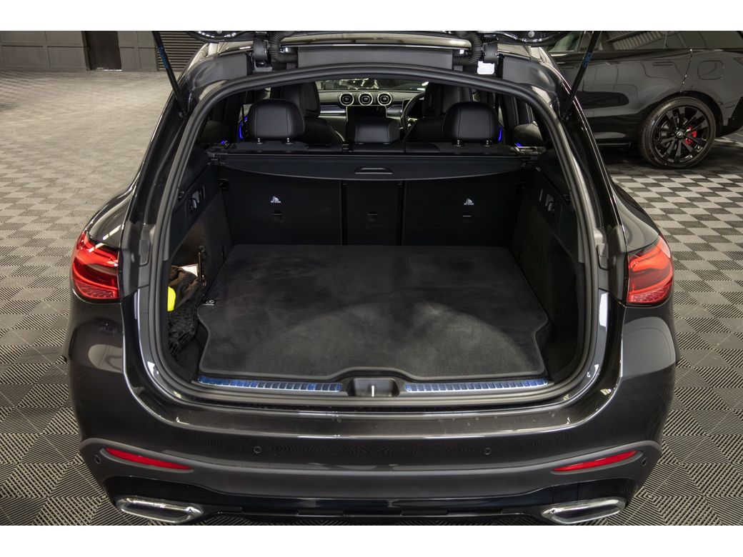 2025 Mercedes-Benz GLC Class