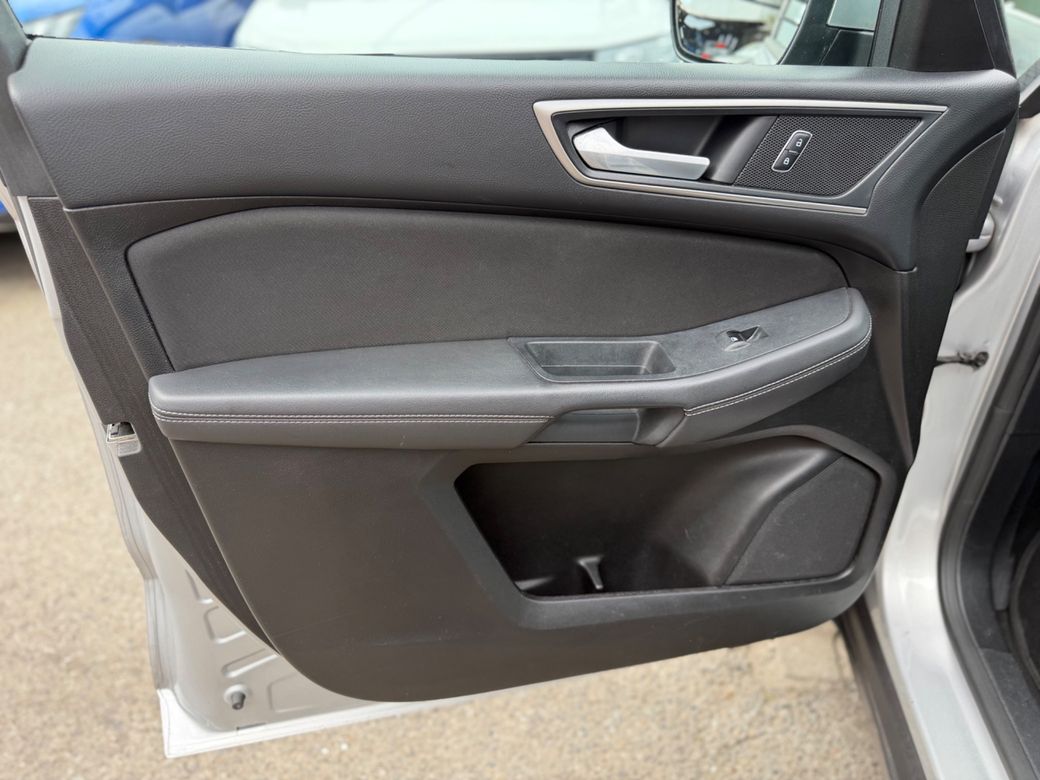 2017 Ford Galaxy