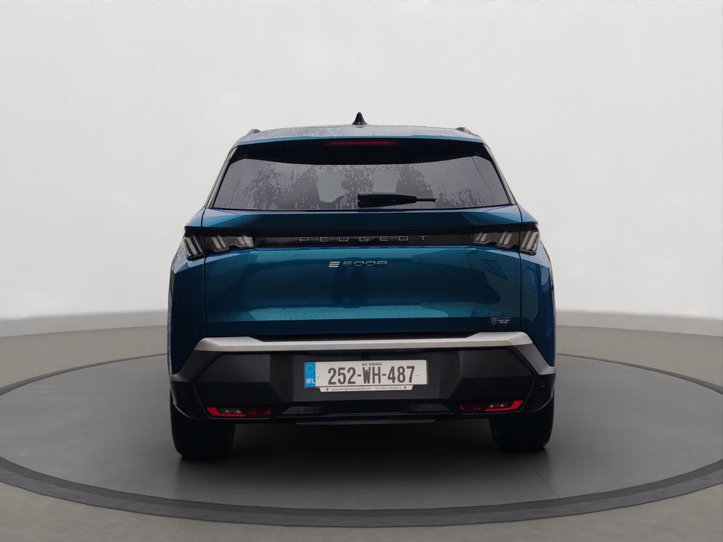 2025 Peugeot 5008