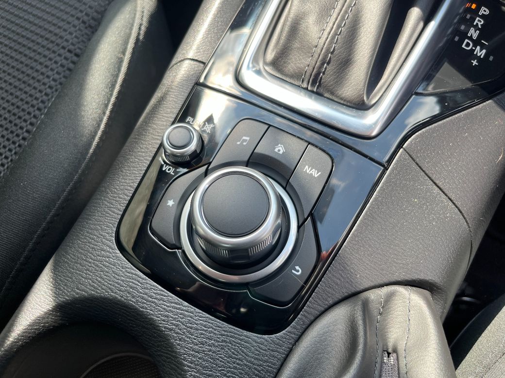 2019 Mazda Axela