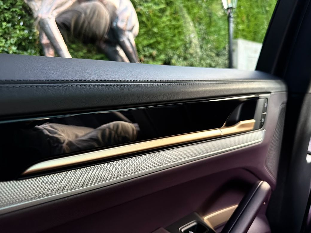 2024 Porsche Cayenne