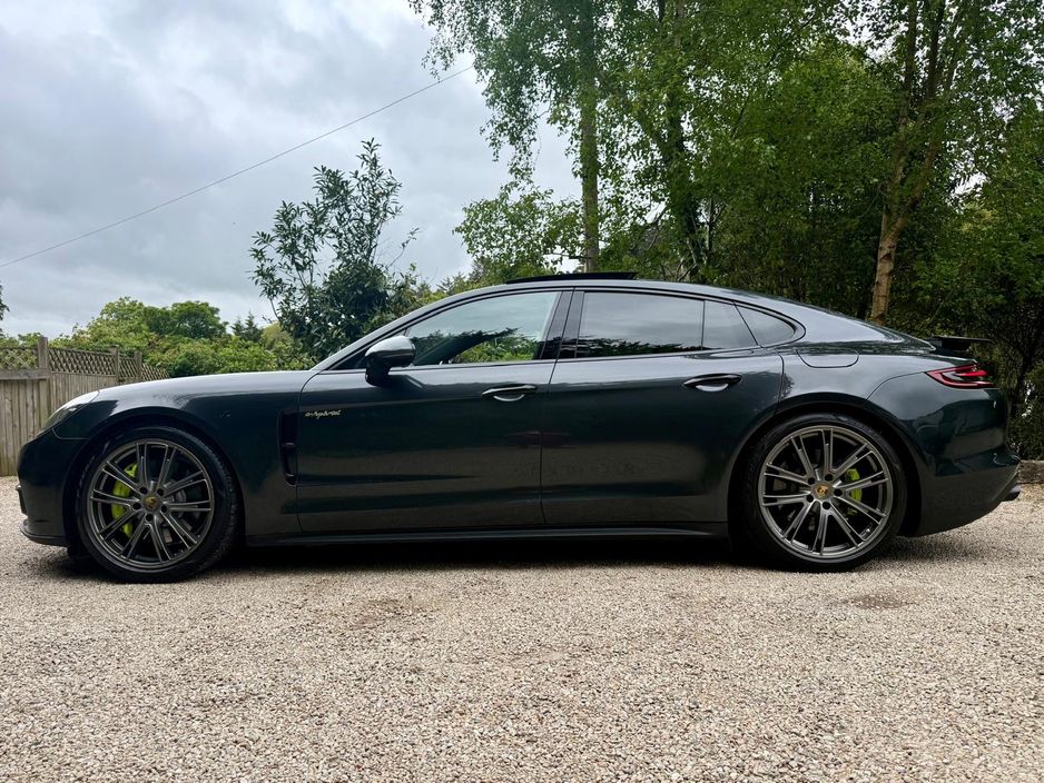 2019 Porsche Panamera