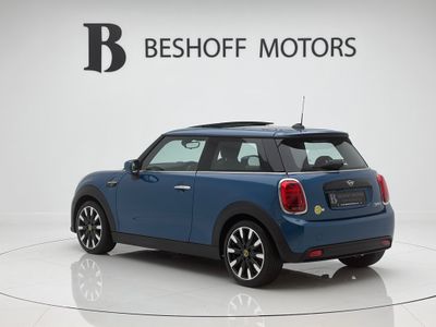 2024 Mini Hatch