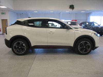 2025 Alfa Romeo Junior