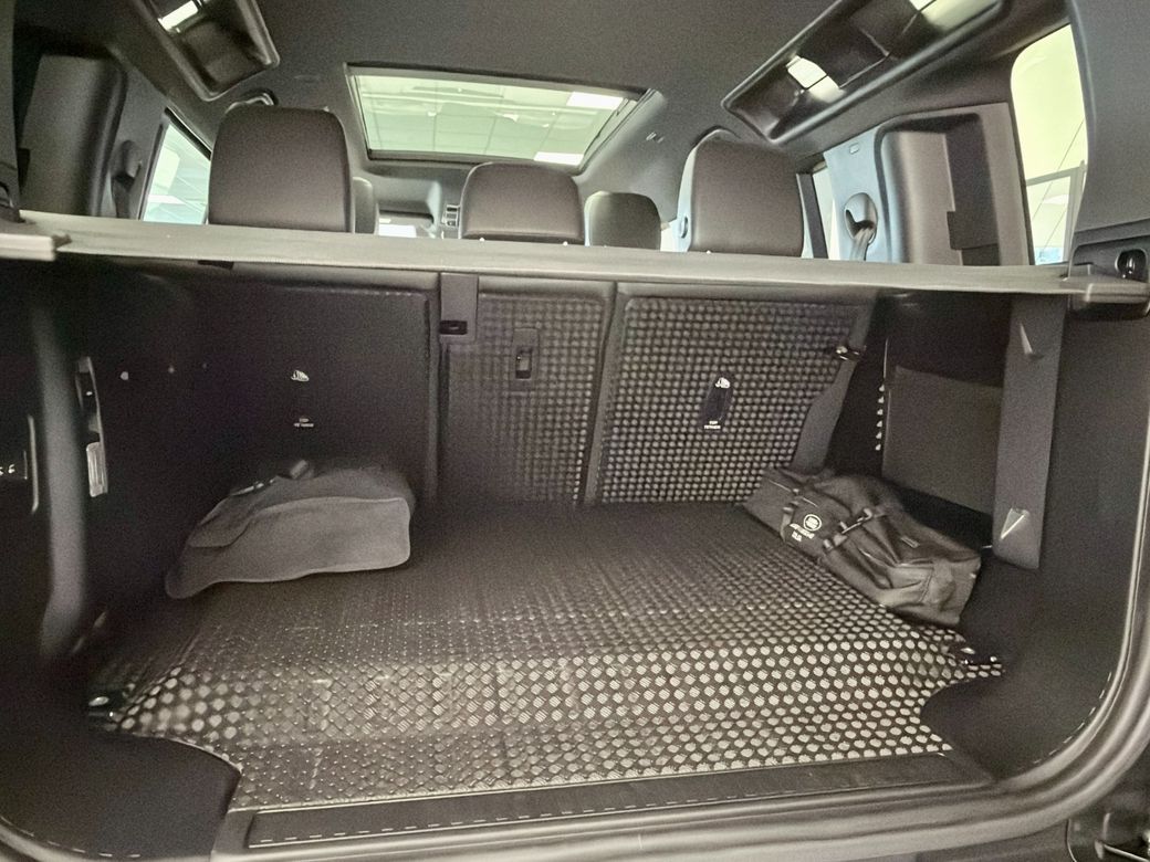 2023 Land Rover Defender