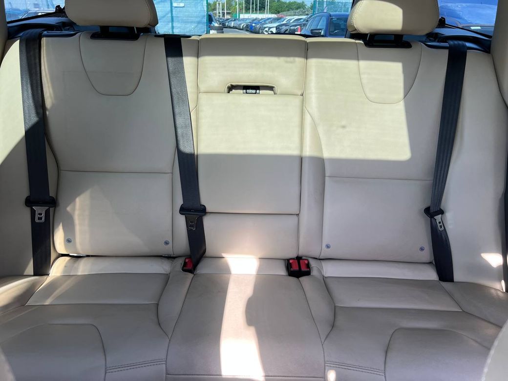 2017 Volvo XC60