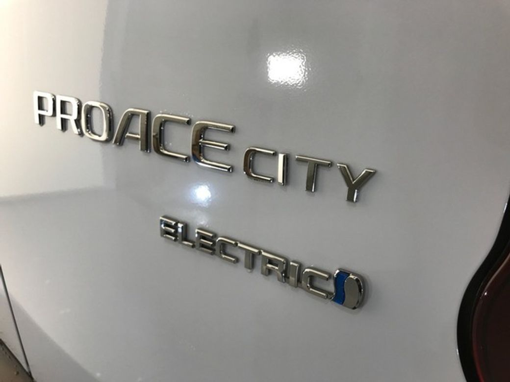 2025 Toyota Proace