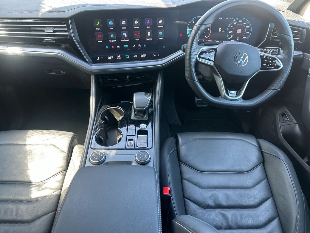 2024 Volkswagen Touareg