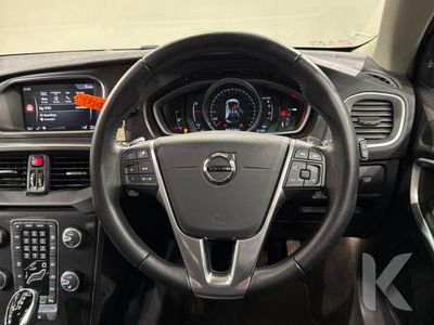 2019 Volvo V40