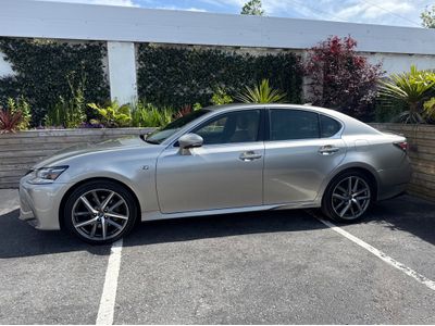 2017 Lexus GS 300H