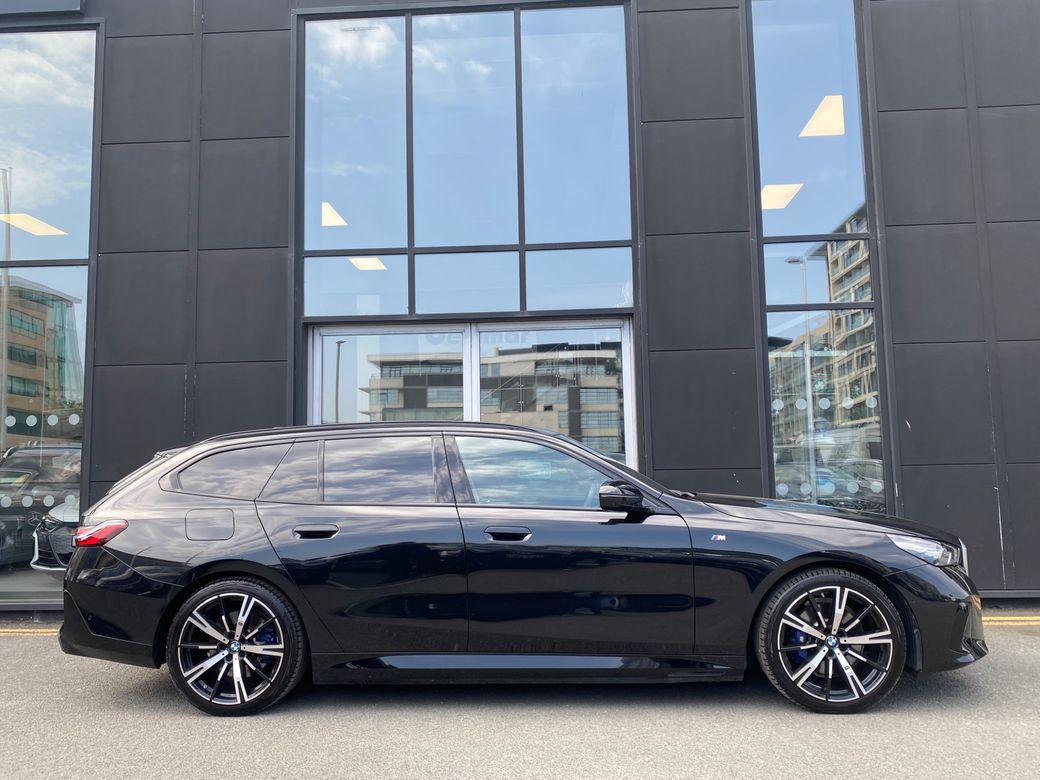 2025 BMW 5 Series