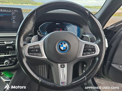 2023 BMW 530