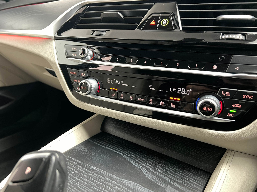 2022 BMW 5 Series