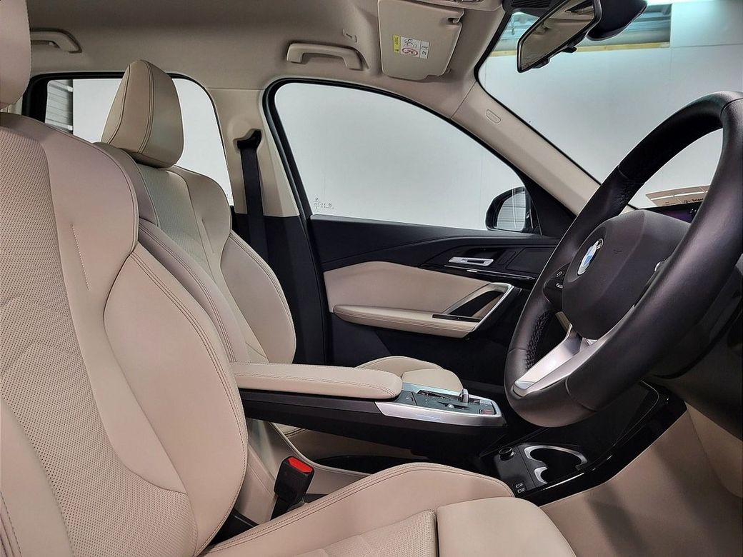 2025 BMW X1