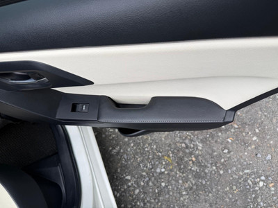 2017 Toyota Auris