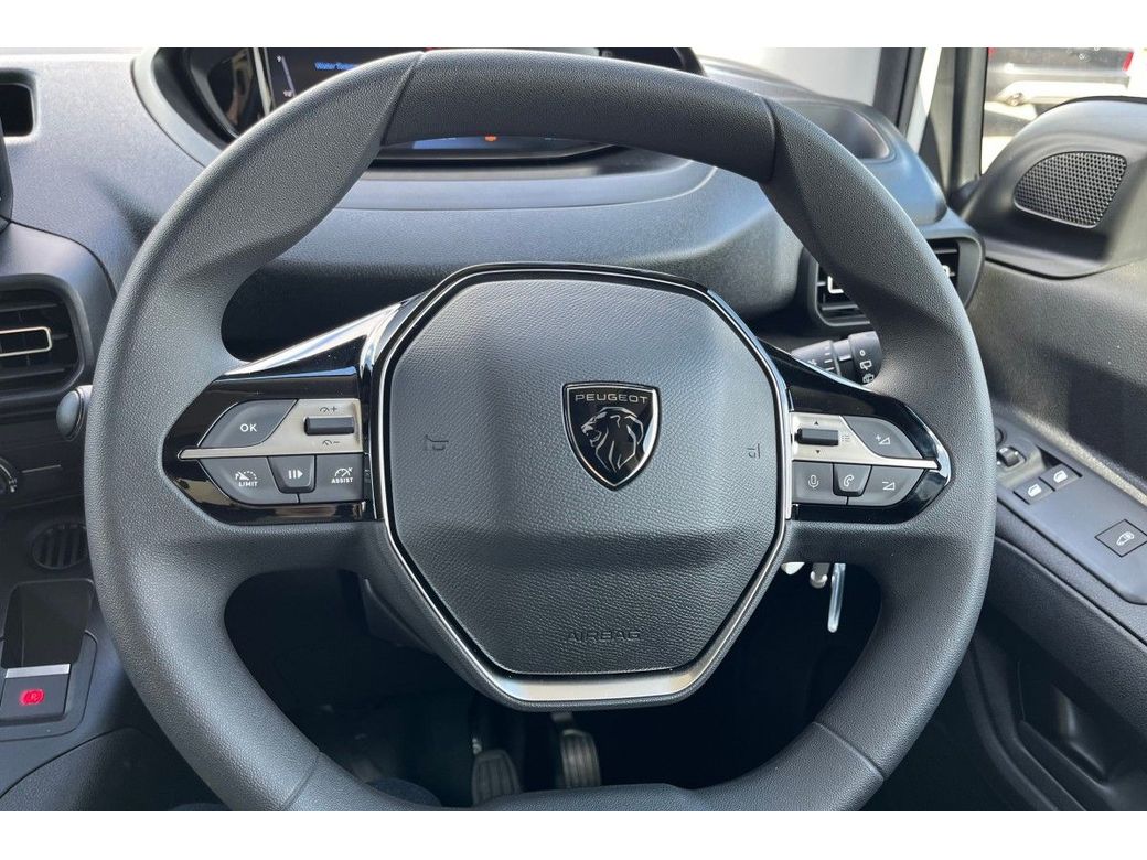 2024 Peugeot Partner